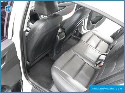 HYUNDAI ELANTRA (AVANTE) 1.6 LPI STYLE (RENTAL CAR)