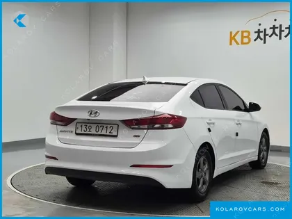 HYUNDAI ELANTRA (AVANTE) 1.6 GDI SMART