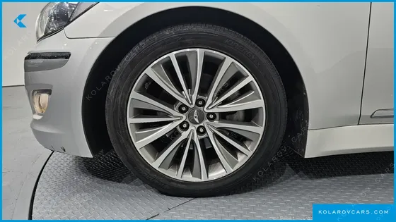 HYUNDAI GENESIS BH330 PREMIUM