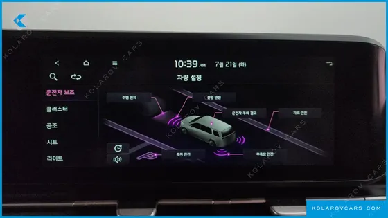 KIA CARNIVAL GASOLINE 9-SEATER SIGNATURE