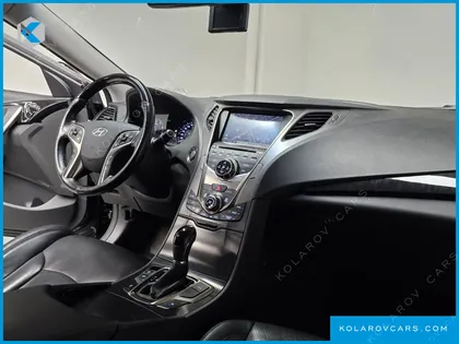 HYUNDAI GRANDEUR HG240 MODERN