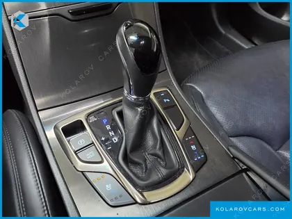 HYUNDAI GRANDEUR HG240 MODERN