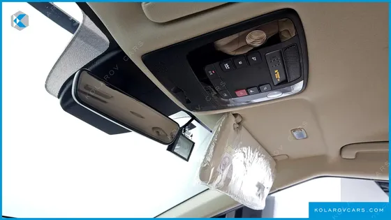 KIA CARNIVAL GASOLINE 9-SEATER NOBLESSE