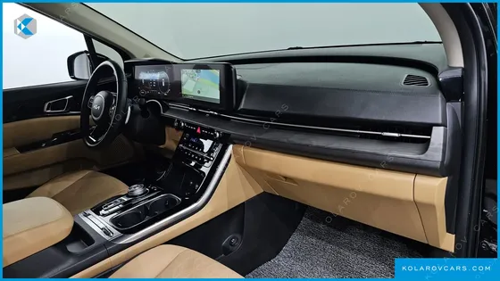 KIA CARNIVAL GASOLINE 9-SEATER NOBLESSE