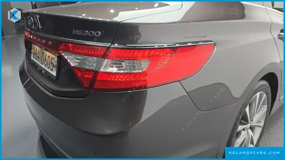 HYUNDAI GRANDEUR HG300 PREMIUM