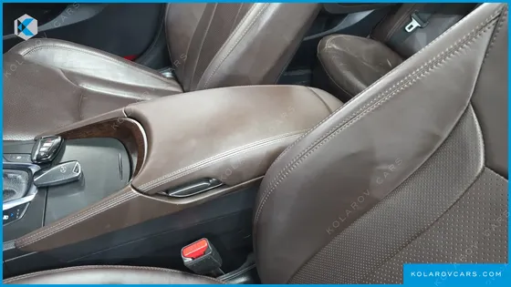HYUNDAI GRANDEUR HG300 PREMIUM