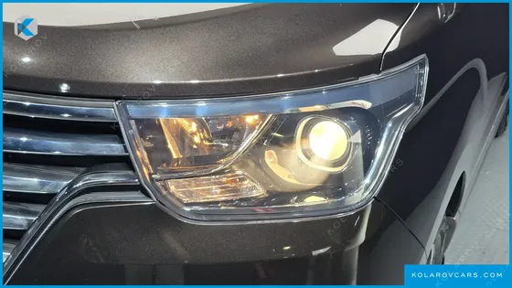 HYUNDAI STAREX URBAN 9-SEATER