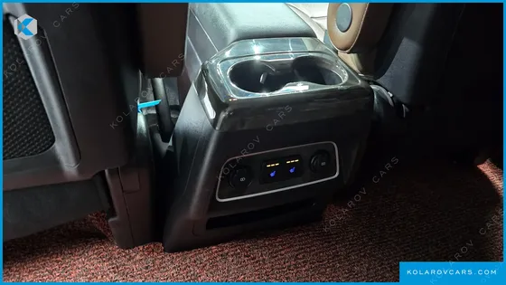 HYUNDAI STAREX URBAN 9-SEATER