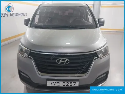 HYUNDAI STAREX 4WD WAGON 12-SEATER