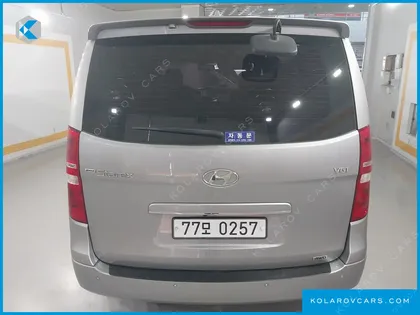 HYUNDAI STAREX 4WD WAGON 12-SEATER