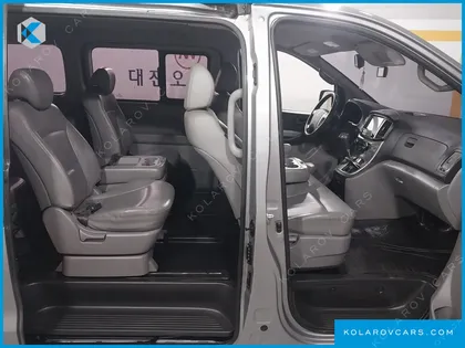 HYUNDAI STAREX 4WD WAGON 12-SEATER