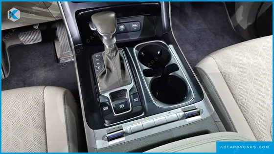 KIA CARNIVAL DIESEL 9-SEATER PRESTIGE