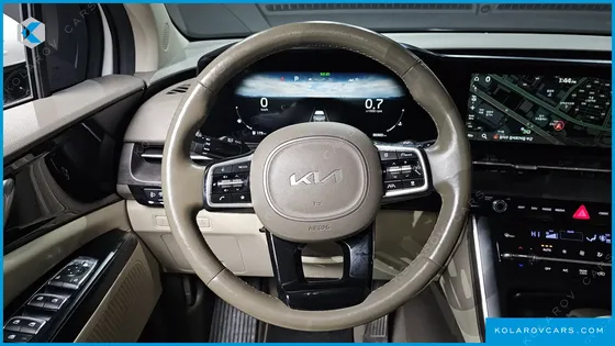 KIA CARNIVAL DIESEL 9-SEATER PRESTIGE