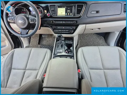 KIA CARNIVAL 9-SEATER NOBLESSE