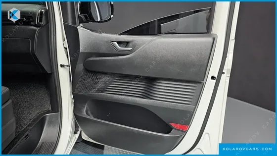 HYUNDAI STARIA CARGO 3-SEATER