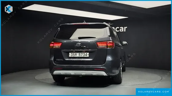 KIA CARNIVAL 9-SEATER LUXURY