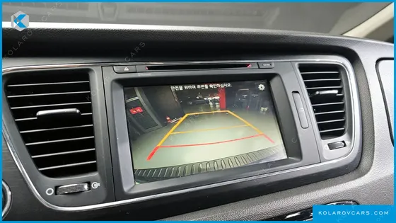 KIA CARNIVAL 9-SEATER LUXURY