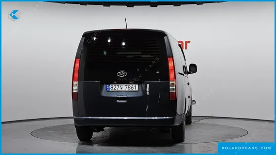 HYUNDAI STARIA CARGO 5-SEATER