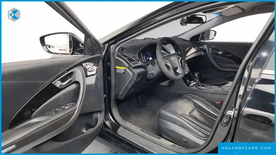 HYUNDAI GRANDEUR HG240 MODERN