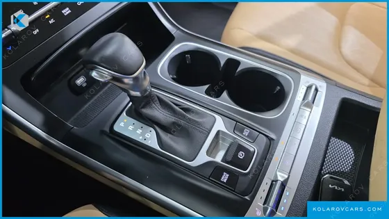 KIA CARNIVAL DIESEL 9-SEATER PRESTIGE