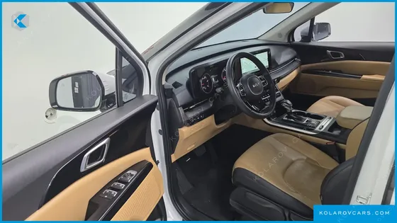 KIA CARNIVAL DIESEL 9-SEATER PRESTIGE