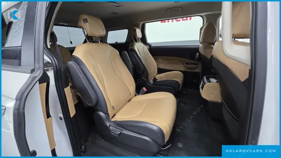 KIA CARNIVAL DIESEL 9-SEATER PRESTIGE