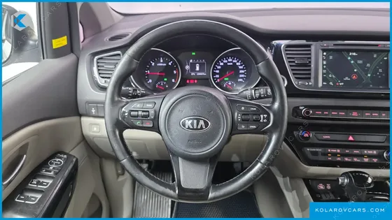 KIA CARNIVAL 9-SEATER PRESTIGE