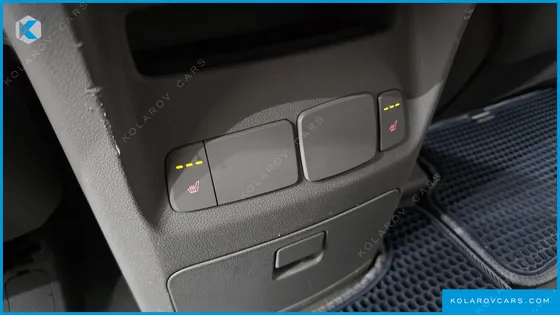 KIA CARNIVAL 9-SEATER PRESTIGE