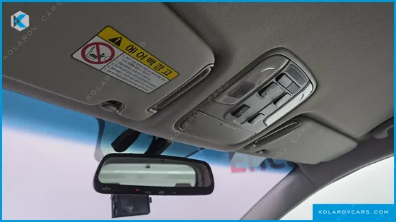 KIA CARNIVAL 9-SEATER PRESTIGE