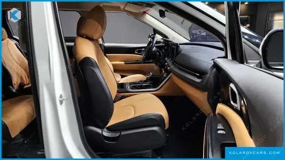 KIA CARNIVAL DIESEL 9-SEATER PRESTIGE