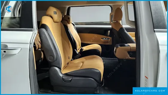 KIA CARNIVAL DIESEL 9-SEATER PRESTIGE