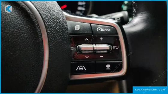 KIA CARNIVAL DIESEL 9-SEATER PRESTIGE