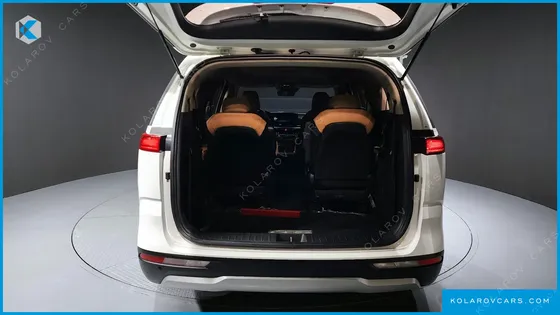 KIA CARNIVAL DIESEL 9-SEATER PRESTIGE