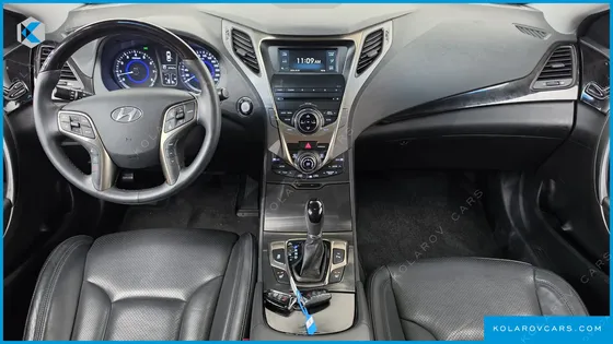 HYUNDAI GRANDEUR HG240 MODERN