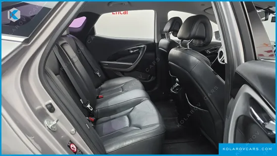 HYUNDAI GRANDEUR HG240 MODERN