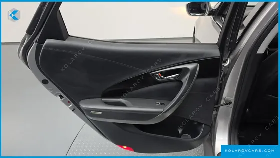 HYUNDAI GRANDEUR HG240 MODERN
