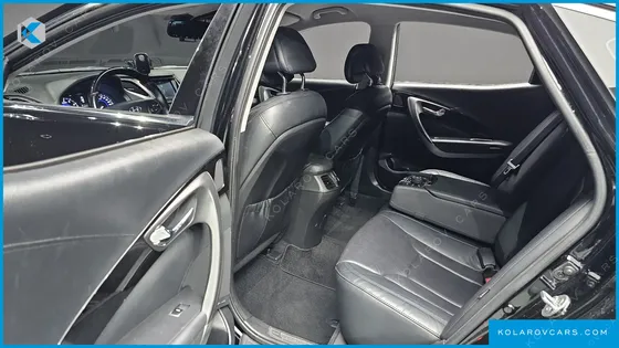 HYUNDAI GRANDEUR LPG HG300 HANDICAPPED ONLY