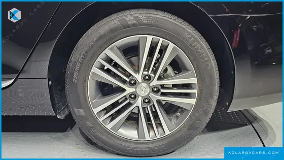 HYUNDAI GRANDEUR LPG HG300 HANDICAPPED ONLY