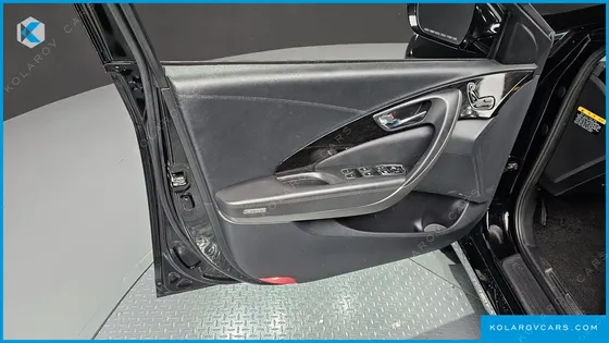 HYUNDAI GRANDEUR LPG HG300 HANDICAPPED ONLY