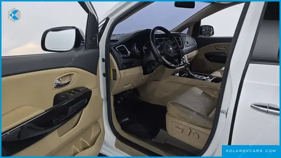 KIA CARNIVAL 9-SEATER PRESTIGE
