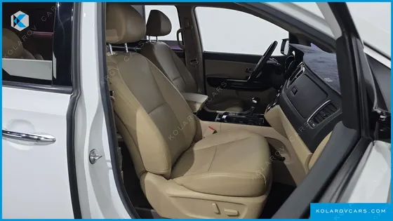 KIA CARNIVAL 9-SEATER PRESTIGE