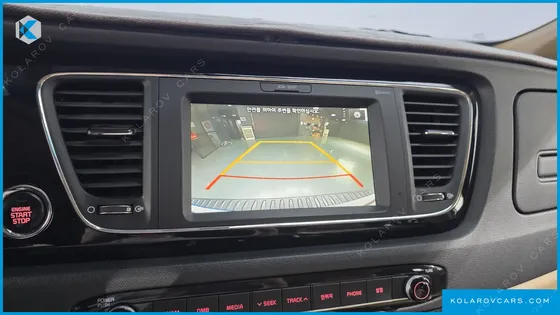 KIA CARNIVAL 9-SEATER PRESTIGE