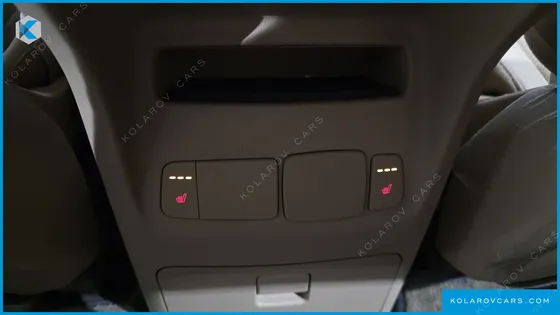 KIA CARNIVAL 9-SEATER PRESTIGE