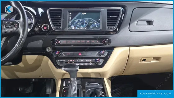 KIA CARNIVAL 9-SEATER PRESTIGE
