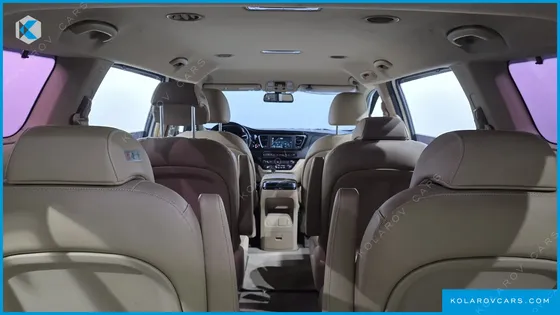 KIA CARNIVAL 9-SEATER PRESTIGE