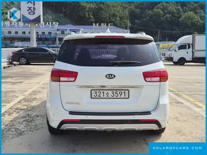 KIA CARNIVAL 9-SEATER LUXURY