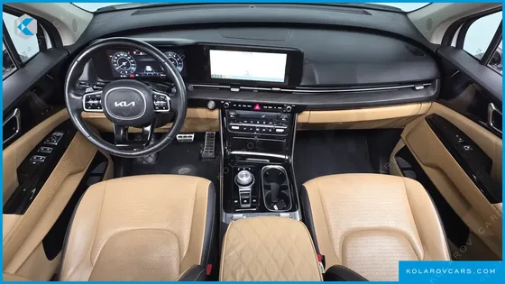 KIA CARNIVAL GASOLINE 7-SEATER SIGNATURE