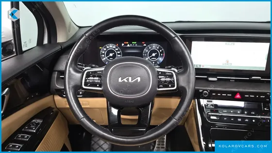 KIA CARNIVAL GASOLINE 7-SEATER SIGNATURE