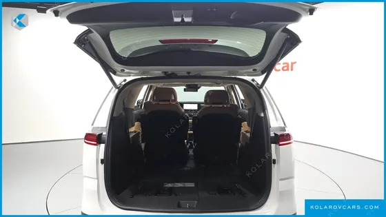 KIA CARNIVAL GASOLINE 7-SEATER SIGNATURE