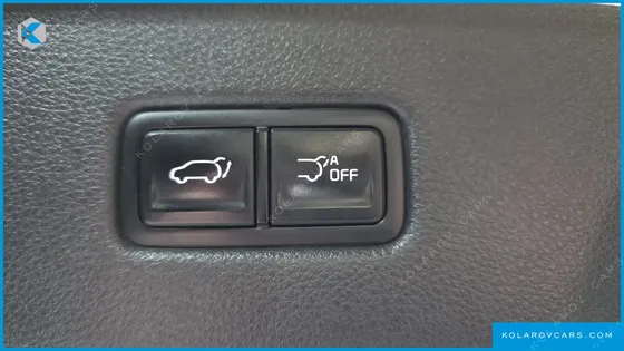 KIA CARNIVAL GASOLINE 7-SEATER SIGNATURE